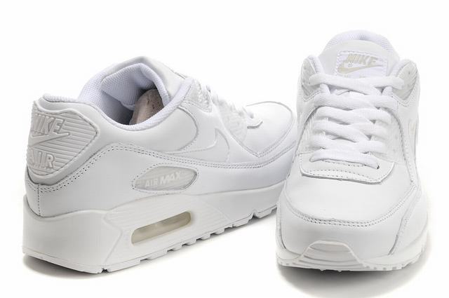 basket nike blanche femme pas cher